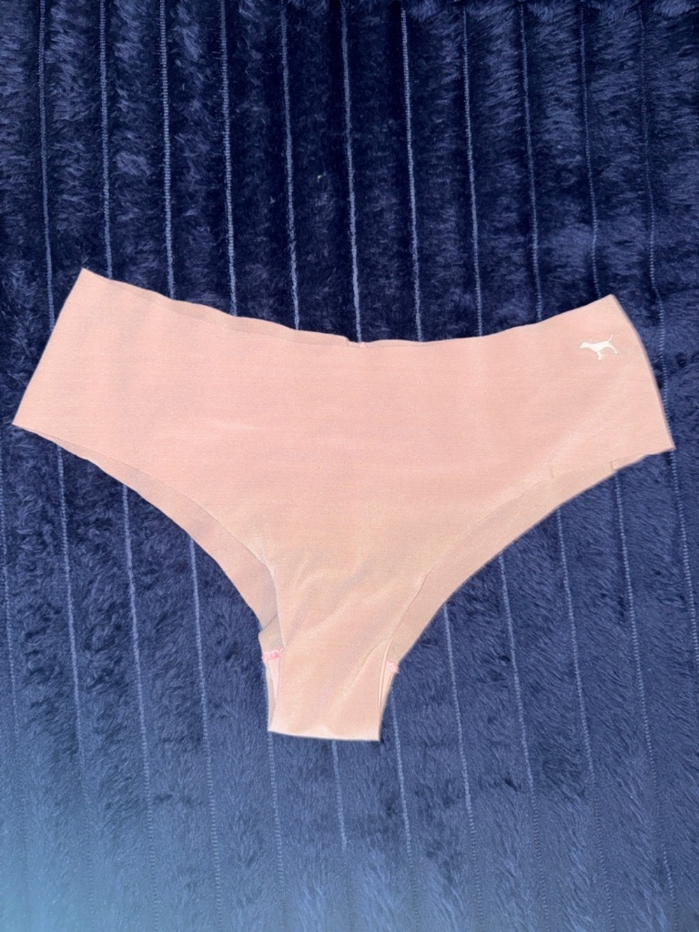 PINK Victoria's Secret Seamless Cheeky Panty in Light Pink
